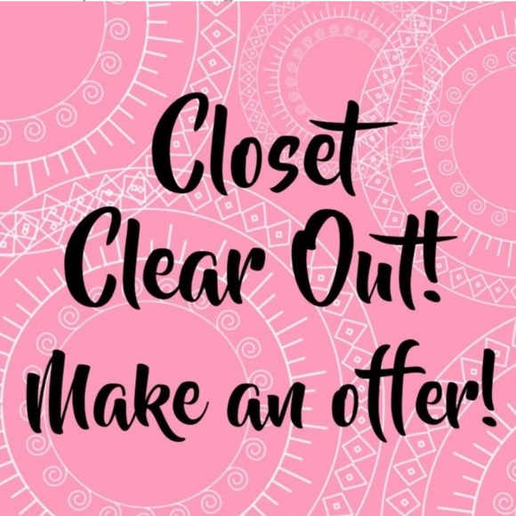 ✨Welcome to Sarita’s Fashion Mewsings✨ - Picture 2 of 8